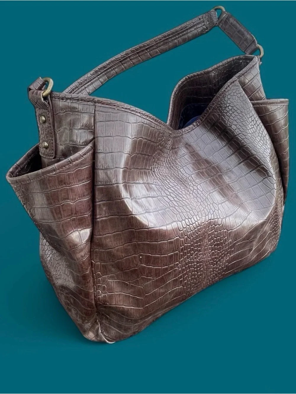 Simply Vera Vera Wang Brown Faux Croc-Embossed leather hobo bag